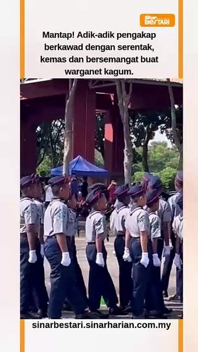 Johan pertandingan kawad kaki