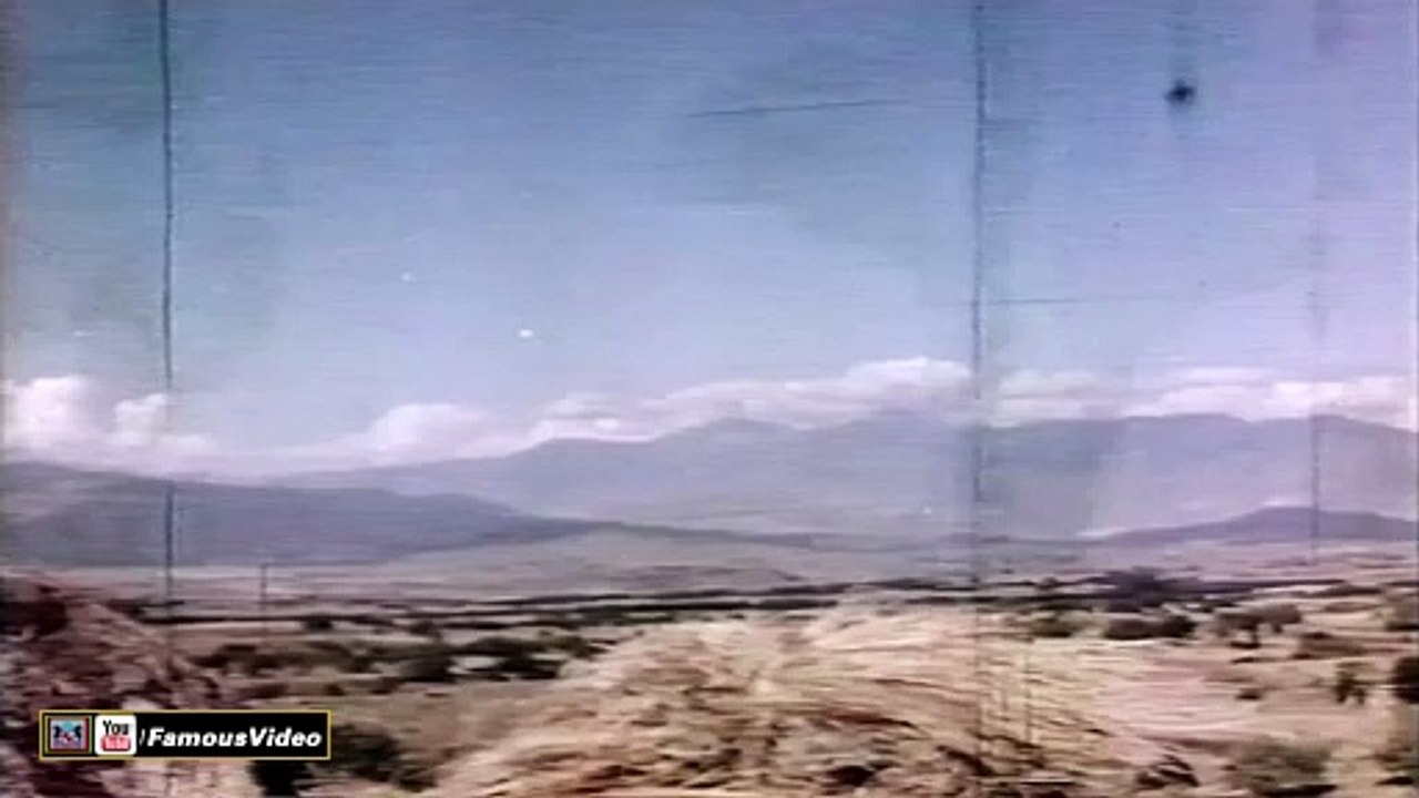 KHAMOSH HAIN NAZARAY - MEHDI HASSAN SINGS FOR WAHEED MURAD - PAKISTANI FILM BANDAGI