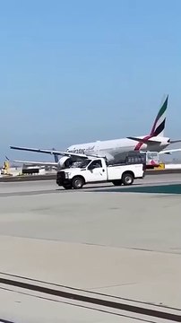 Qatar Airways A350 Takeoff 🛫🛫🔥🔥_shorts _ytshorts _youtubeshorts _youtube(360P)