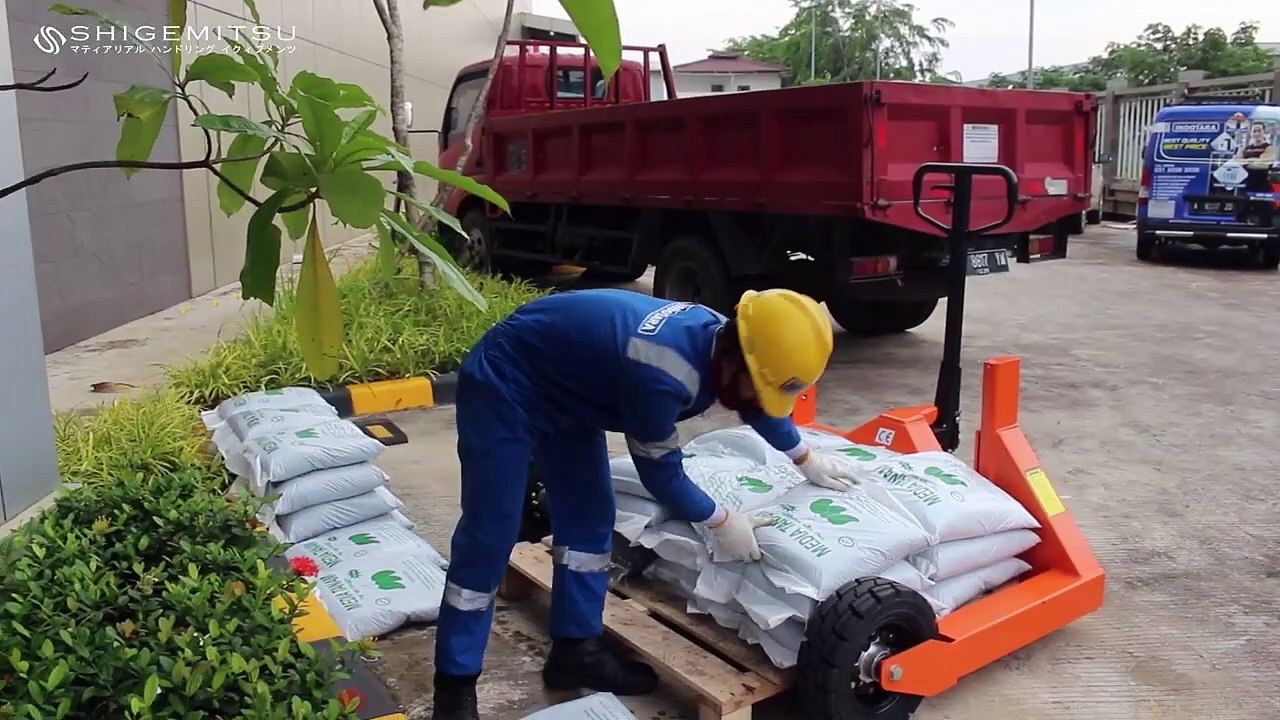 HAND PALLET 1.5 TON YANG TANGGUH DI SEGALA MEDAN - SHIGEMITSU HAND PALLET ROUGH TERRAIN PKW15RT740