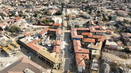 Tarihi Uzun Çarşı'da felaketin izleri siliniyor