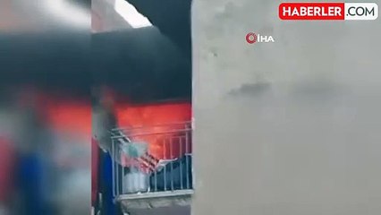 Bursa'da 3. Kattaki Dairede Yangın: Alevler Kontrol Altına Alındı