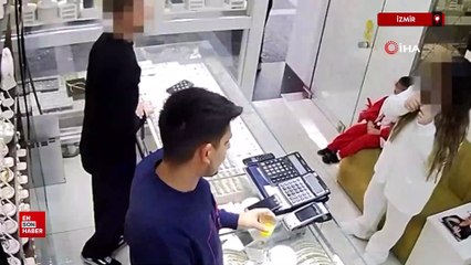 İzmir'de düşük ayarlı altınlarla kuyumcuları dolandırdılar