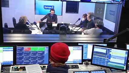Jean-Luc Lemoine - "D'après mes calculs, si Cyril Féraud attrape la varicelle il ne restera plus que la météo sur France Télévisions"