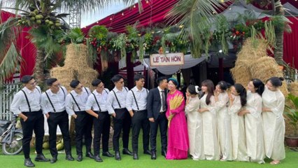 Bình Định: Đám cưới trang trí bằng 1 tấn rau, củ, quả