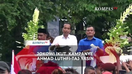 Jokowi Bagikan Kaus saat Ikut Kampanye Ahmad Luthfi-Taj Yasin di Pasar Gedhe Klaten