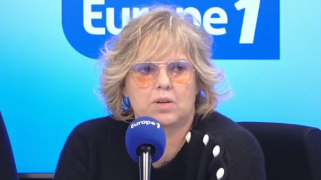 "La personne n'était pas contente" : Laurence Boccolini révèle qu'un invité n'a pas apprécié sa casserole dans Les Enfants de la télé