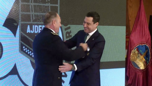 Moreno destaca el liderazgo, profesionalidad y entrega de la Policía Local para los andaluces