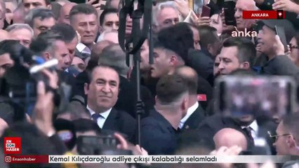 Kemal Kılıçdaroğlu adliye çıkışı kalabalığı selamladı