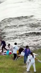 সমুদ্রতীরে ঘুরতে গিয়ে এই ভুলটা করবেন না.. #TravelMistakes #Seaside #TravelTips