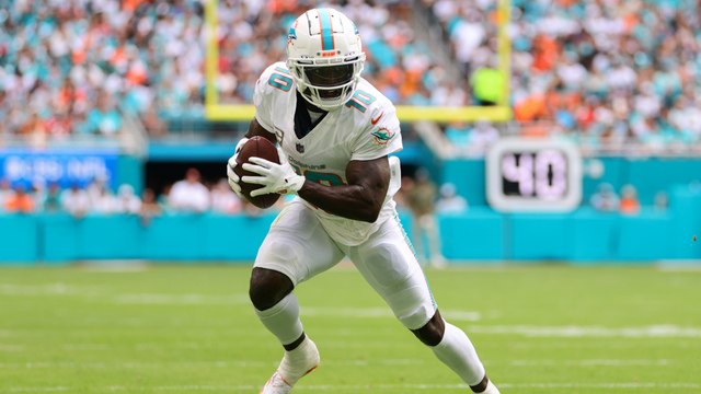 Dolphins vs. Patriots: Miami Favored in AFC East Showdown
