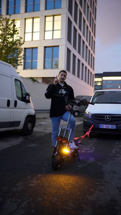 Tirer une camionnette avec une trottinette électrique ! Angwatt T1 test extrême !  #trottinette