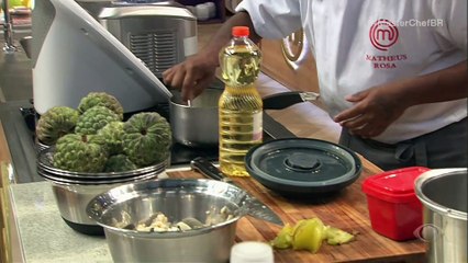 Cesar justifica escolha das frutas e alfineta: “Não gostou? Sai do programa”