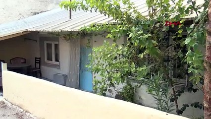 Komşusunun duvarını kırıp eşyalarını çaldıktan sonra duvarı yeniden ördü