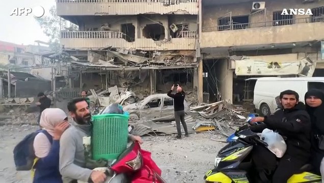 Libano, le macerie dopo i raid israeliani su Tiro e Beirut sud