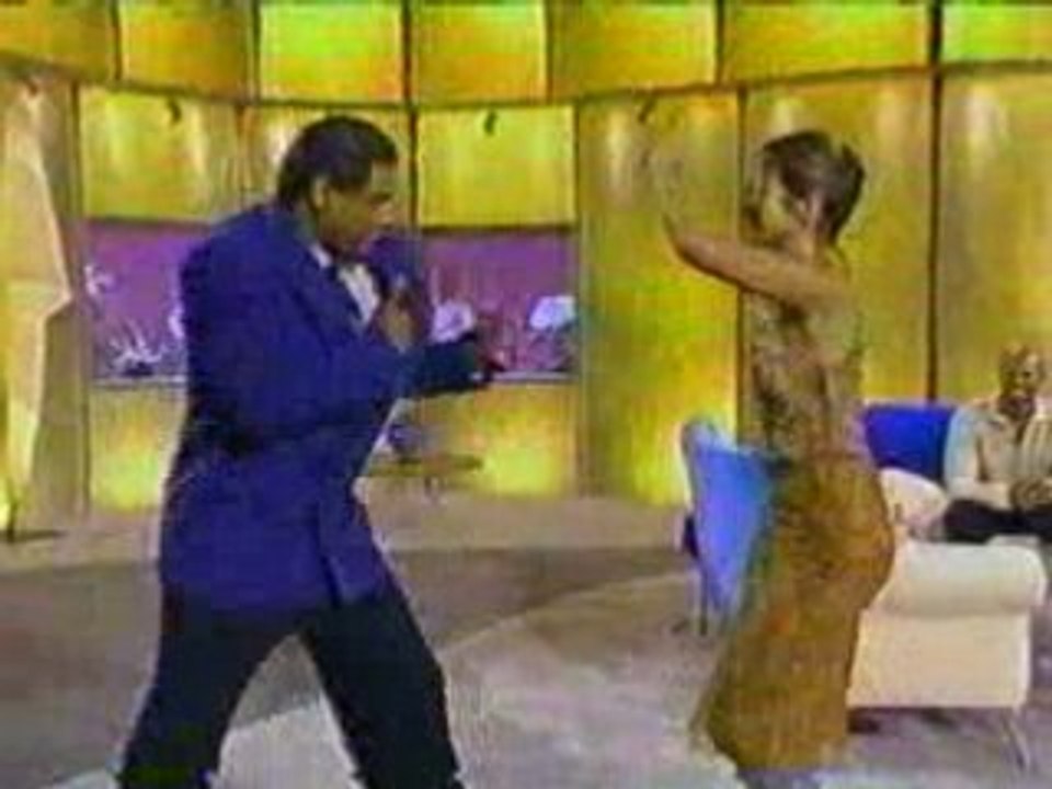 J Lopez  salsa salsaton reggaeton dance latina