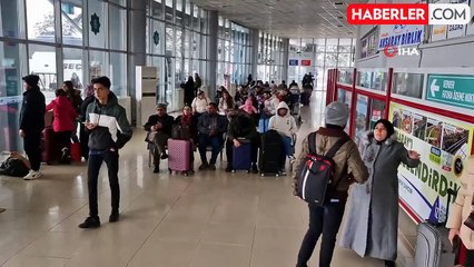 Kar Yağışı Aksaray'daki Otobüs Seferlerini Aksattı