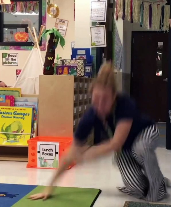 These pranks are hilarious 😆 I've never seen such pranks like this