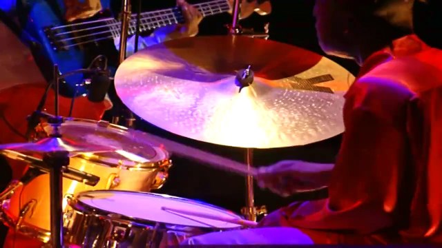 SIMPLY RED — Your Mirror (Live At Nymex Arena) | Simply Red Greatest Video Hits