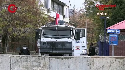 Tunceli Belediyesi'ne kayyum: Binanın etrafı beton bariyerlerle kapatıldı
