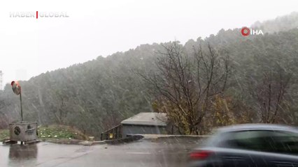 İstanbul'da mevsimin ilk kar yağışı başladı