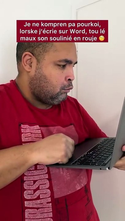 Je ne comprends pas pourquoi, lorsque j’écris sur Word, tous les mots sont soulignés en rouge 🧐