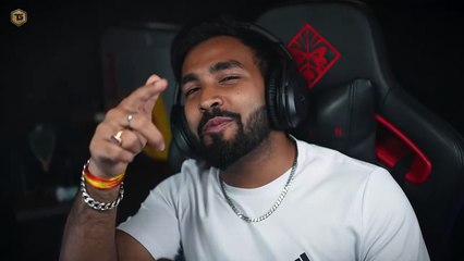 Escaping The Village Of Zombies | Pine Harbor Gameplay #2