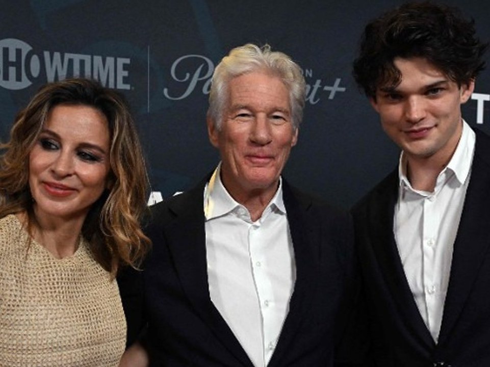 Premiere von 'The Agency': Richard Gere im Partnerlook mit seinem Sohn