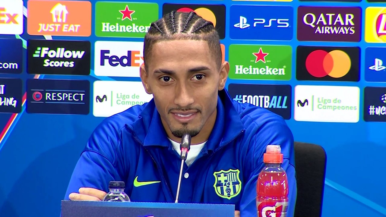 Tres detenidos por proferir insultos racistas contra dos jugadores del Barça durante el Clásico