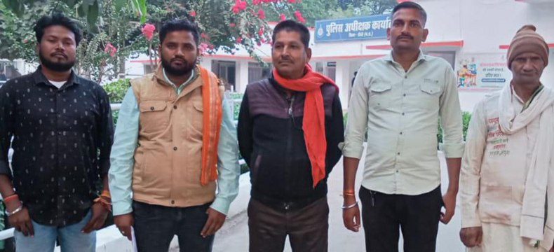 धर्मांतरण विरोधी गतिविधियों के खिलाफ शिवसेना ने सौंपा ज्ञापन