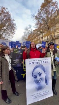 Tensions : Le collectif Nemesis, sous protection policière, parvient à se joindre cet après-midi à la manif contre les violences sexistes à Paris aux cris de Libérez nous de l'immigration