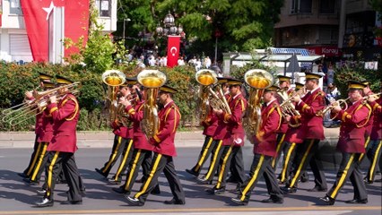 BANDO İZMİR MARŞI