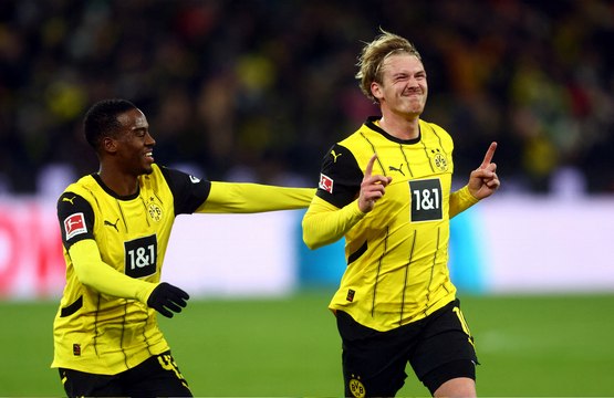 بوروسيا دورتموند يستعيد نغمة الفوز