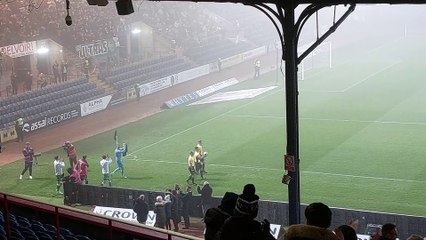 Hibs at a foggy Dens Park