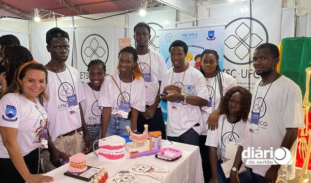 Estudantes de Guiné-Bissau na África fazem intercambio na Escola Técnica de Saúde da UFCG em Cajazeiras