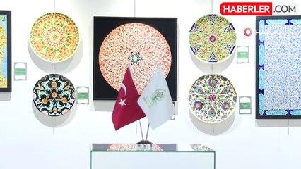 Emine Erdoğan, Çınar Uluslararası Kültür ve Sanat Derneği'nin karma sergisinin açılışını yaptı