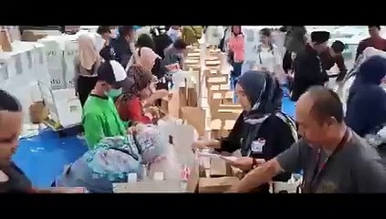 Rekor MURI KPU Jatim dan jajarannya Berhasil mendistribusikan 47.174 ribu kotak suara dan 120.692 bilik suara