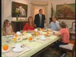 La Niñera - Lunes 28 de Abril