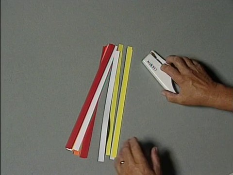 Jul med Clevin : Strimmelkugle |S1|E4-24|1992| DRTV