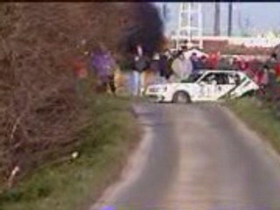 rallye 205 tout droit