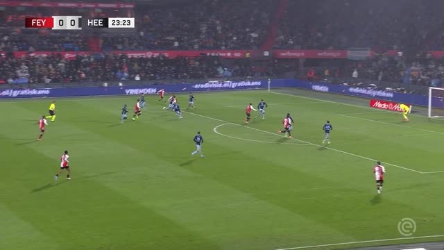 Eredivisie - Feyenoord domine facilement Heerenveen