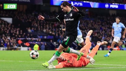 Santiago Giménez reaparece con gol contra Manchester City en empate del Feyenoord