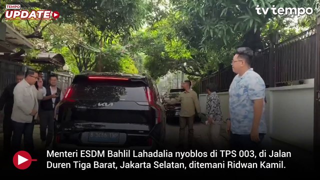 Ridwan Kamil Temani Bahlil Nyoblos di Duren Tiga, Optimis Menang Pilkada