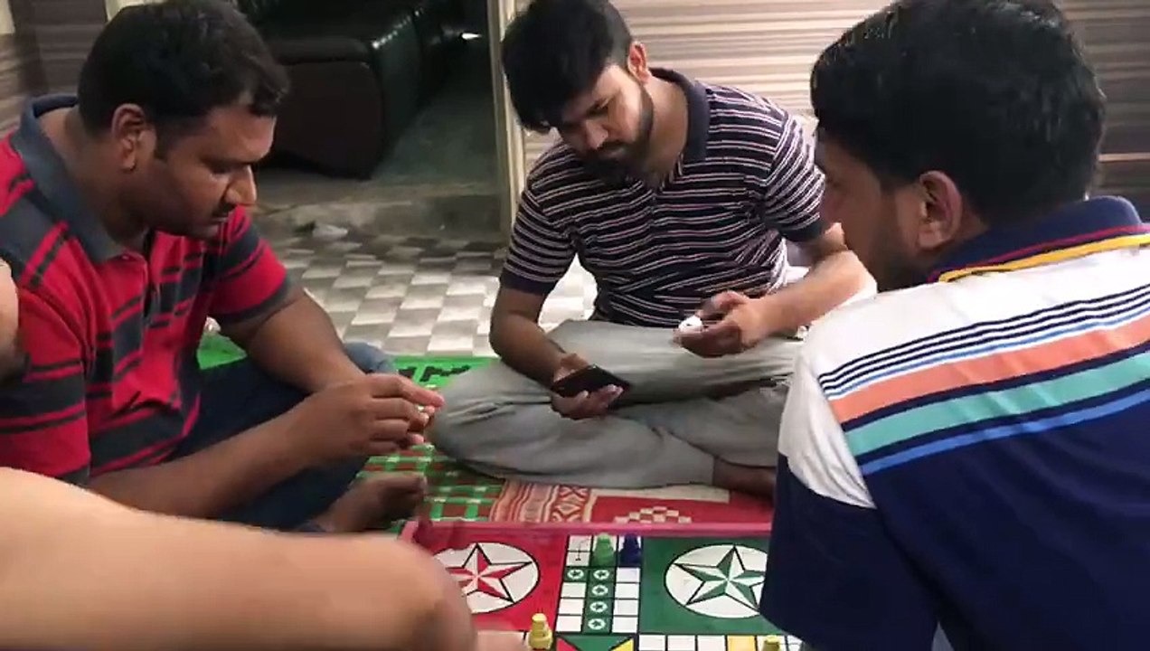 Luddo Khelte Khelte Lrai Ho Gai