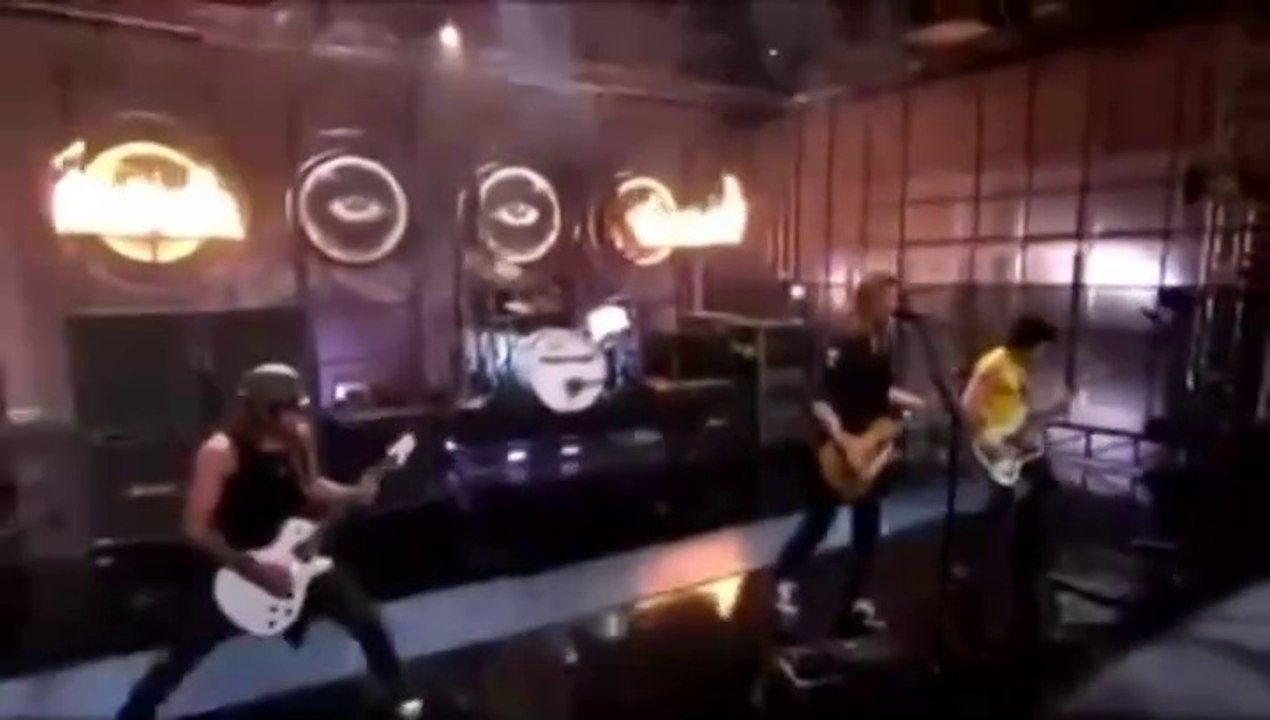 Puddle of Mudd - Stoned - Live 2010 (The Tonight Show with Jay Leno)