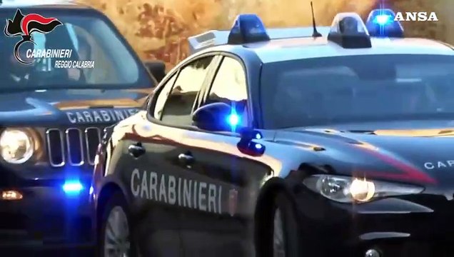 Abusi su una 16enne mentre va a scuola, 49enne arrestato nel Reggino