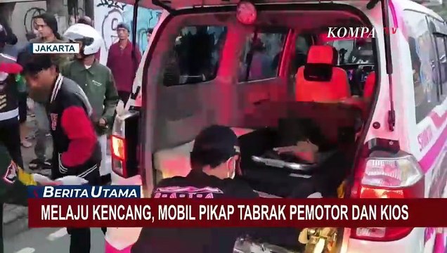 Melaju Kencang, Mobil Pikap Tabrak Pemotor dan Kios di Pancoran