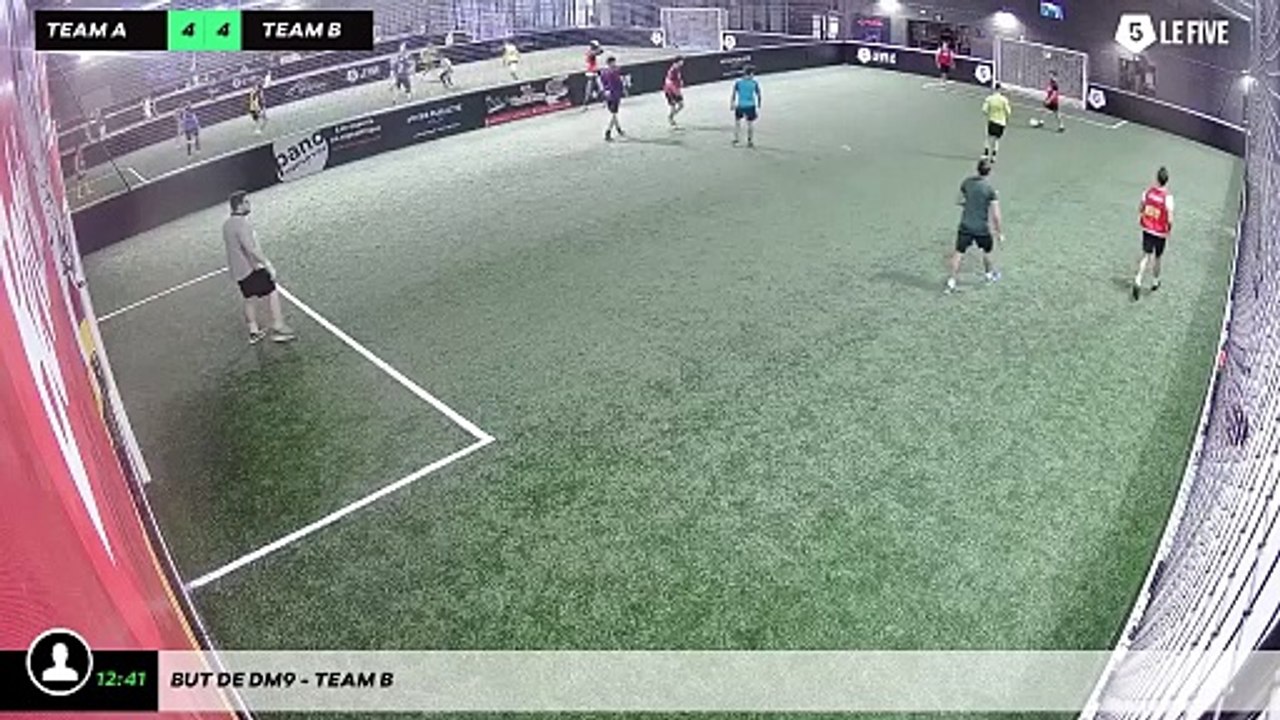 But de Dm9 - Team B