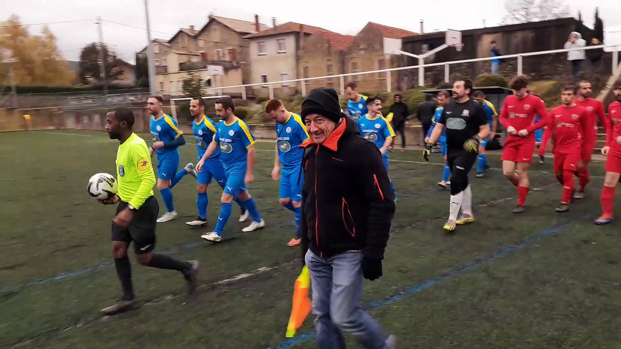 L'ENTRÉE DES JOUEURS ASSBG VS AS DU PIC DIMANCHE 24 NOVEMBRE 2024