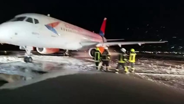 Antalya Havalimanı'nda korku dolu anlar: 89 yolcu tahliye edildi